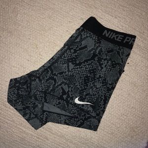 Nike spandex